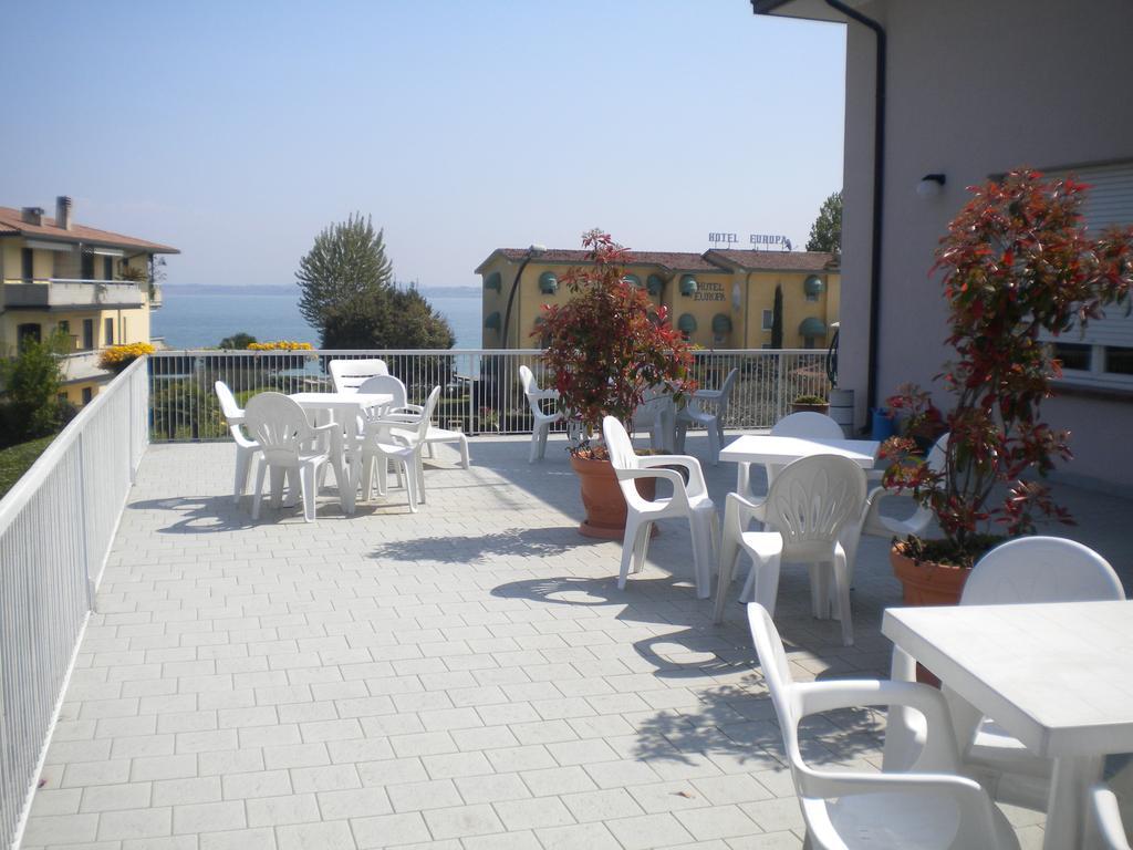 Residence Poggio Al Lago Sirmione Exterior foto